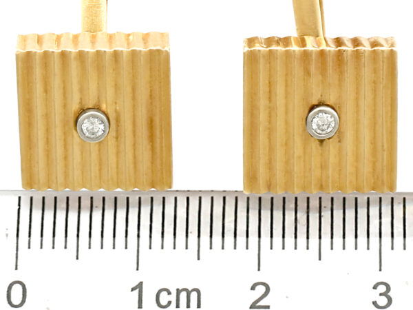 size of gold diamond cufflinks