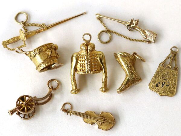 Yellow Gold Military Charm Group