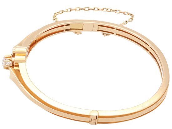 Diamond Bangle Clasp Closed