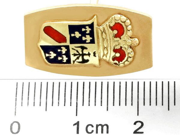 size of vintage gold cufflinks with heraldic shield