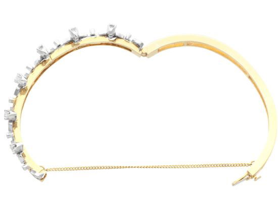 Crown Bangle Clasp Open