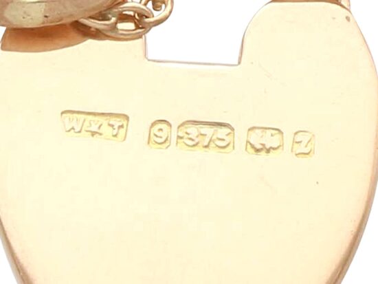 Gold Hallmark Close Up