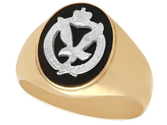 onyx Army Signet Ring in gold