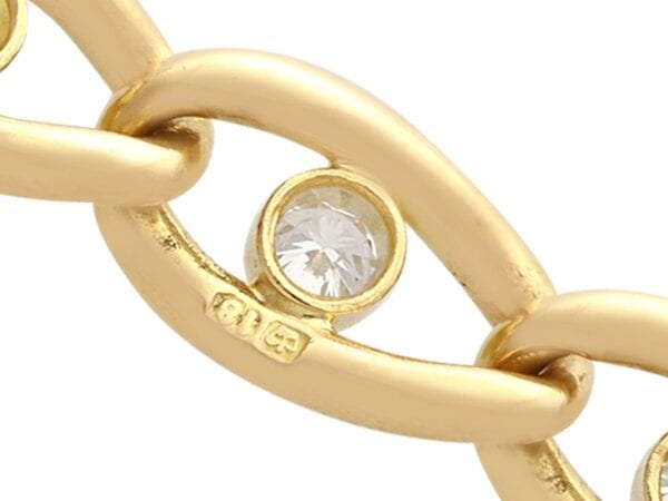 Diamond Curb Bracelet Close Up