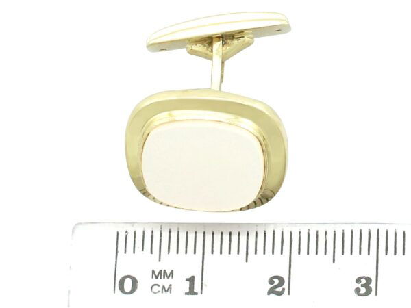size of mother of pearl cufflink