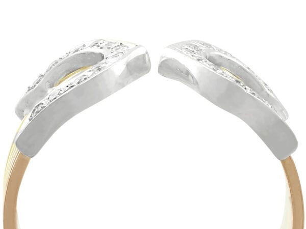 Tri Colour Gold Ring Detail