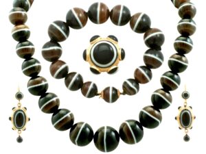 Banded Agate Gold Jewellery Suite