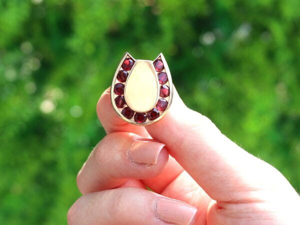 garnet horseshoe cufflink