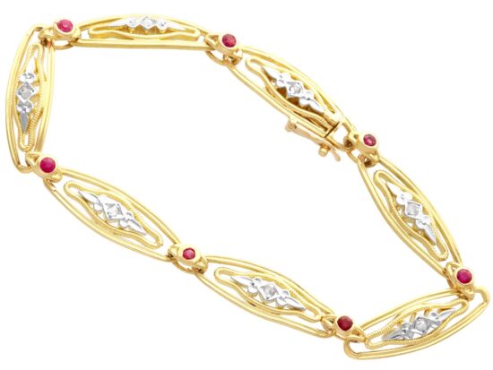 Ruby Diamond Bracelet Detail