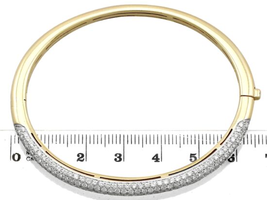 Vintage Bangle Dimensions Displayed
