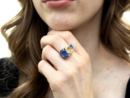 12.61ct Sapphire Ring Front