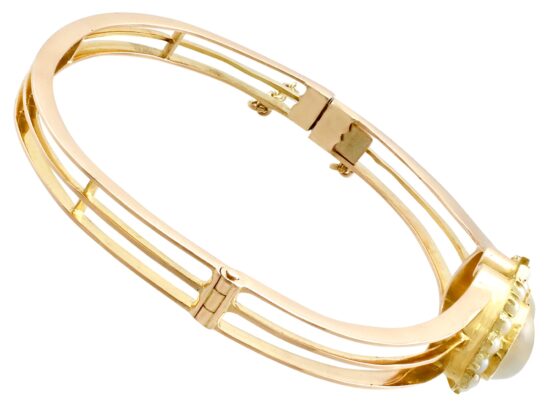Victorian bangle side view