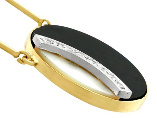 Black Onyx Pendant in Yellow Gold setting