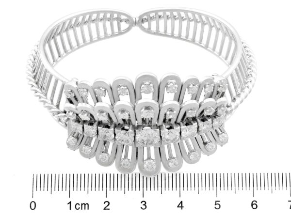 Bangle Measurement Diamond White Gold