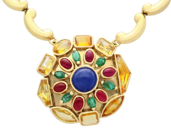 Cabochon Gemstone Necklace in Yellow Gold