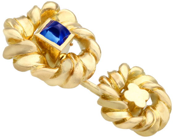 Van Cleef Arpels Cufflinks in 18k gold