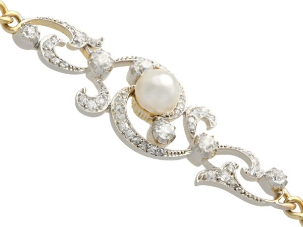 Saltwater Pearl Diamond Close-Up