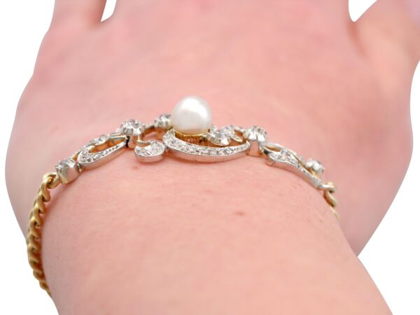 Saltwater Pearl Bracelet Worn View