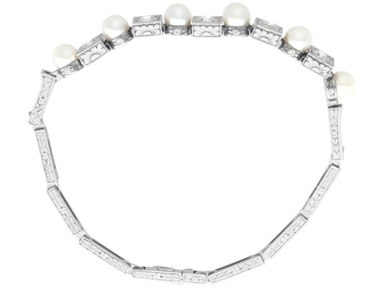 15ct White Gold Pearl Bracelet