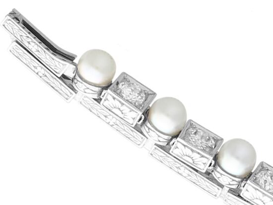 Antique White Gold Bracelet Close-Up