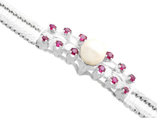Cultured Pearl Ruby Close Up