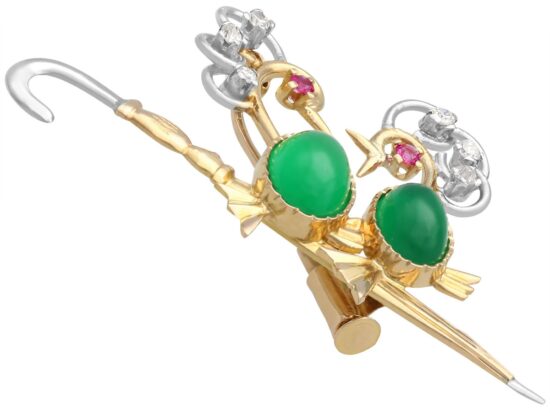 Chrysoprase Bird Brooch Detail