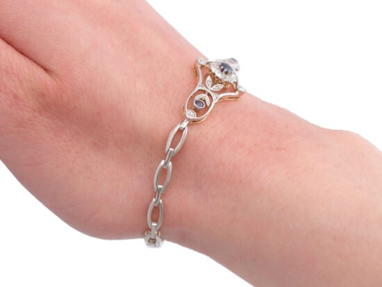 Antique Yellow Gold Wrist View