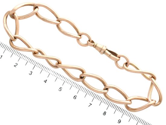 Bracelet Measurement With Ruler