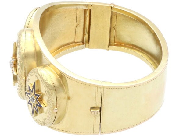 Yellow Gold Locket Bracelet Sideways