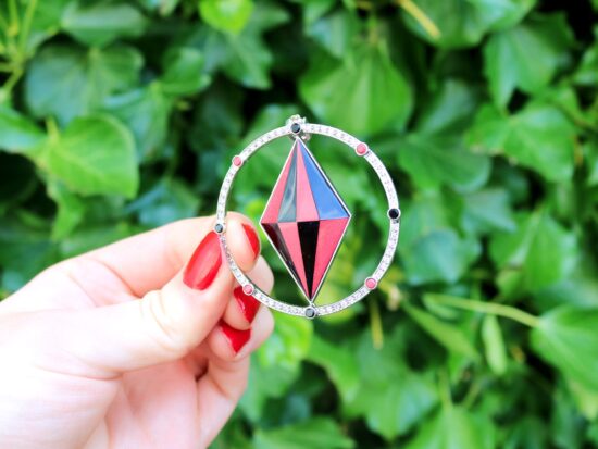 Vintage Coral Pendant with Onyx outside