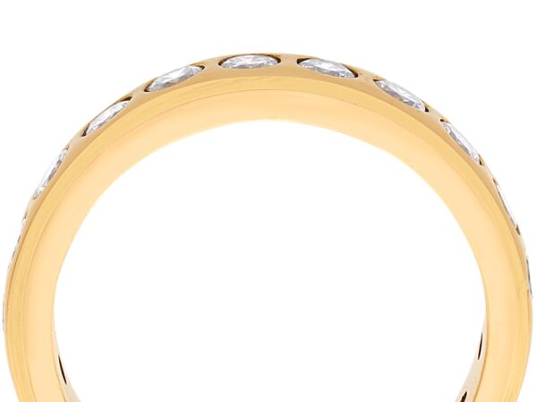 Vintage Eternity Ring Yellow Gold UK close up