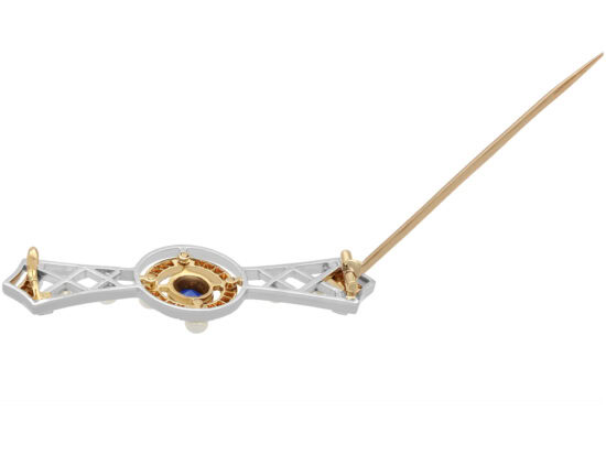 Edwardian Sapphire Brooch open