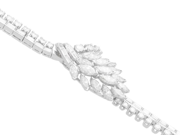 Platinum Diamond Setting Close-Up