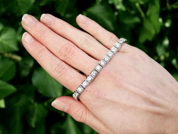 White Gold Diamond Bracelet Outdoor