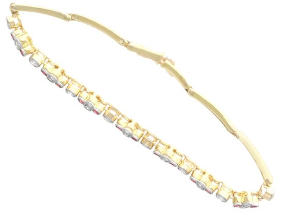 15ct Yellow Gold Ruby Bracelet