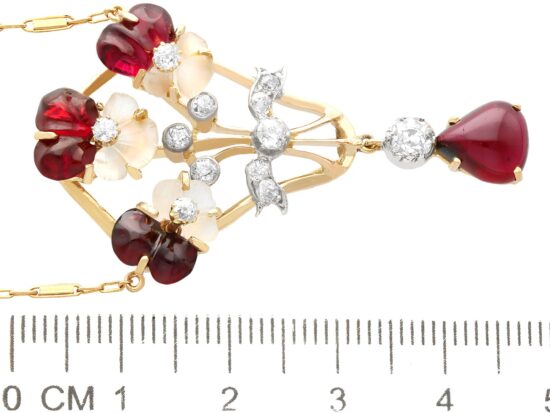 Garnet Pendant in Gold with Moonstone size