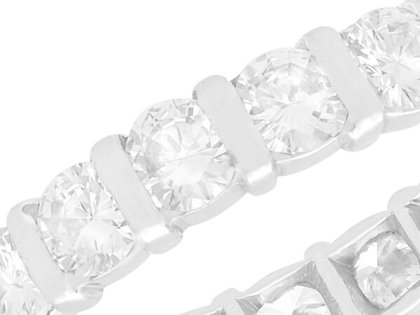 18k white gold diamond eternity ring