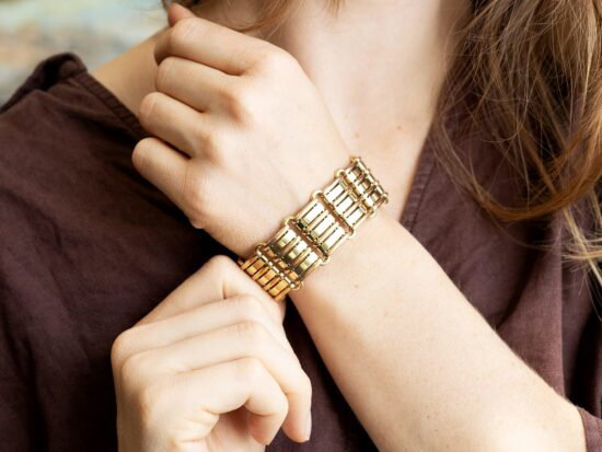rose and yellow gold bracelet wearing