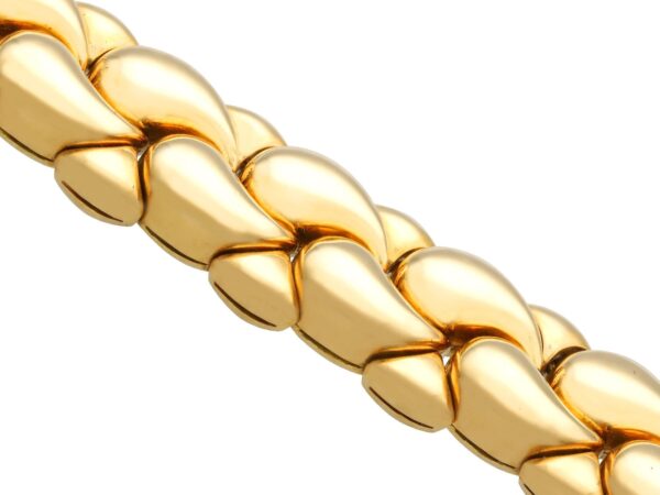 Vintage Chopard Link Close-Up
