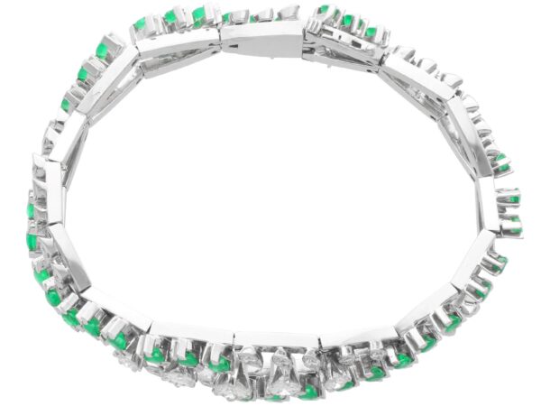 18ct White Gold Emerald Bracelet Front