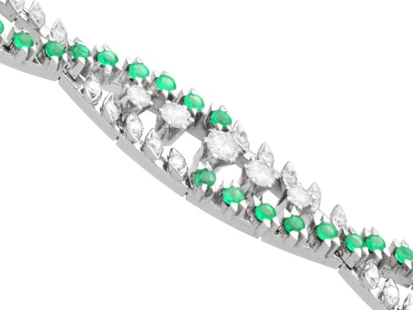 Emerald Diamond Helix Design Close-Up