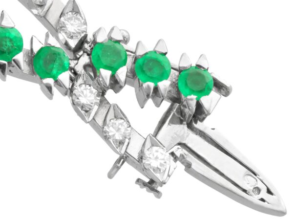 White Gold Diamond Link Detail