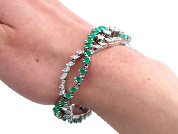 Vintage White Gold Wrist View