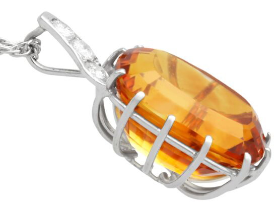 Cushion Citrine Centre Stone Detail