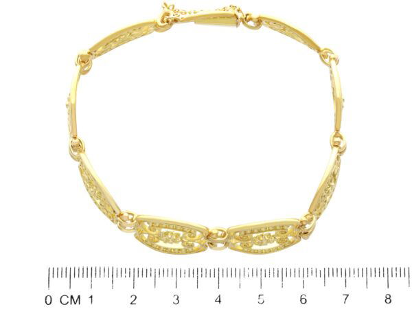 Edwardian Bracelet Measurement With Ruler