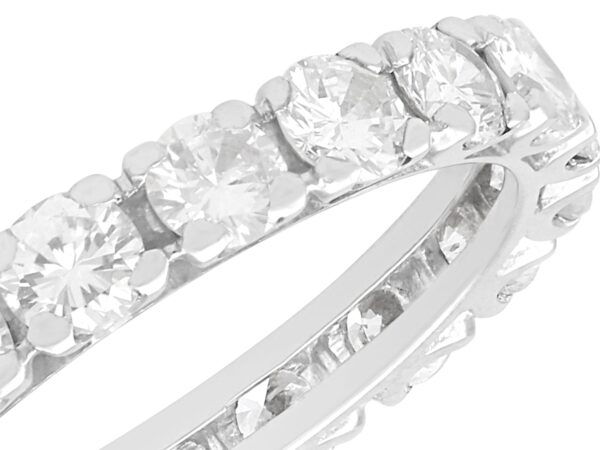 18ct White Gold Eternity Band close up