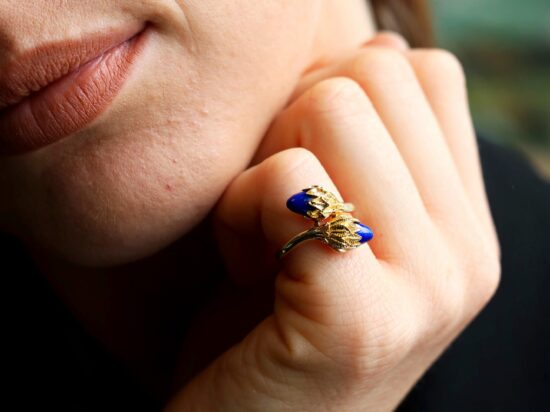lapis lazuli ring wearing