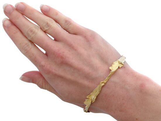 Bracelet Worn On Hand