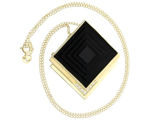 Vintage Black Onyx Pendant Brooch in Gold
