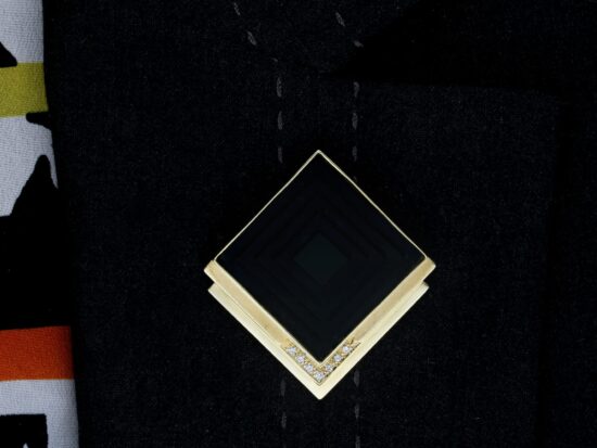 Vintage Black Onyx Brooch in Gold wearing